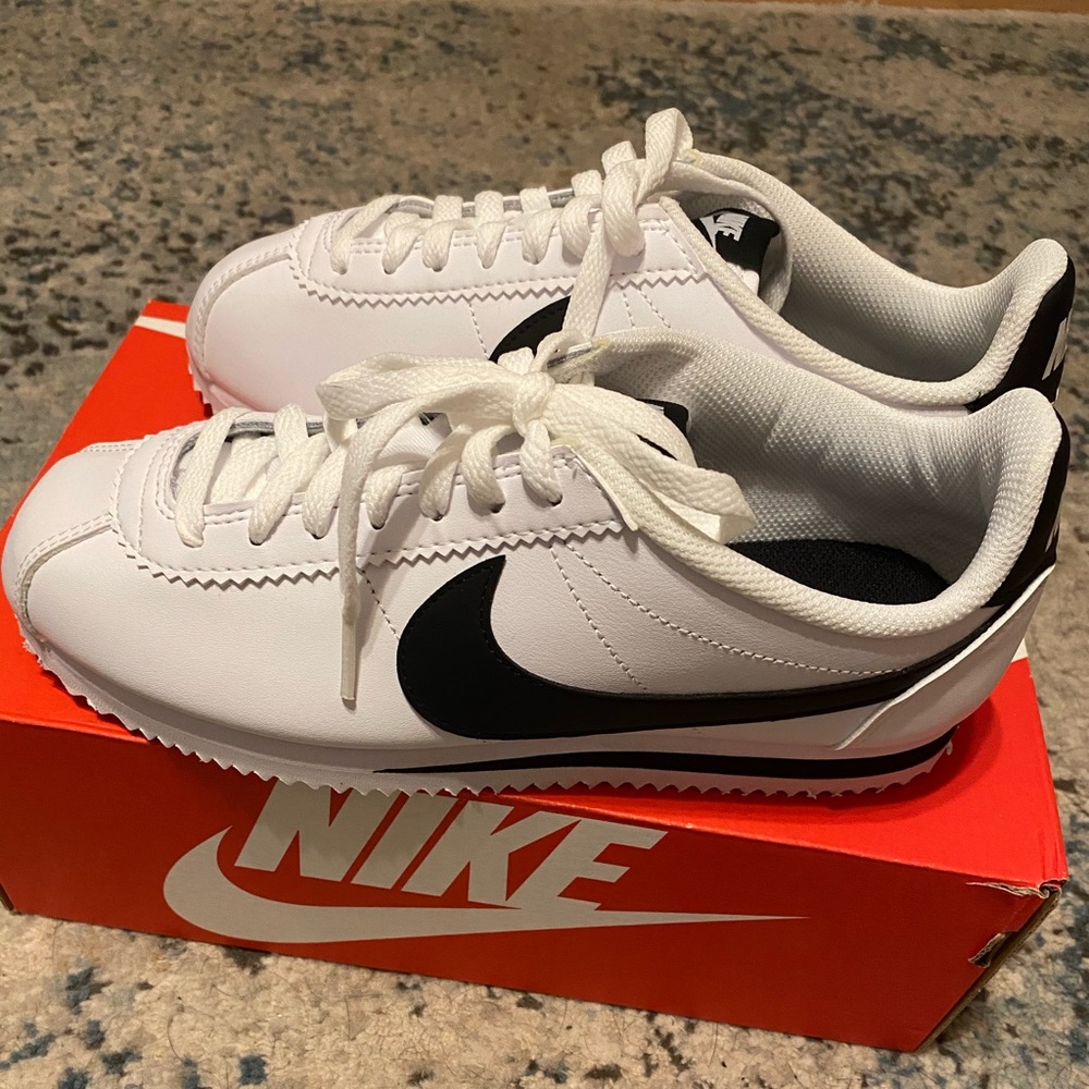 Women’s Nikes